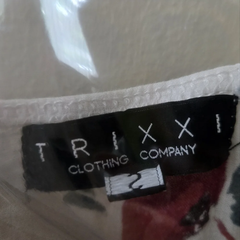 Trixxl Floral Spaghetti Strap Romper - Picture 6 of 6